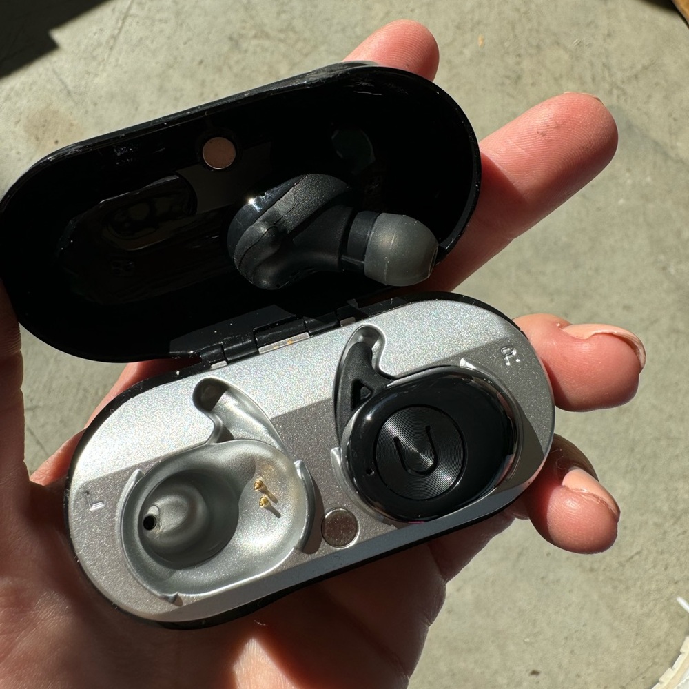 Ubud ear buds